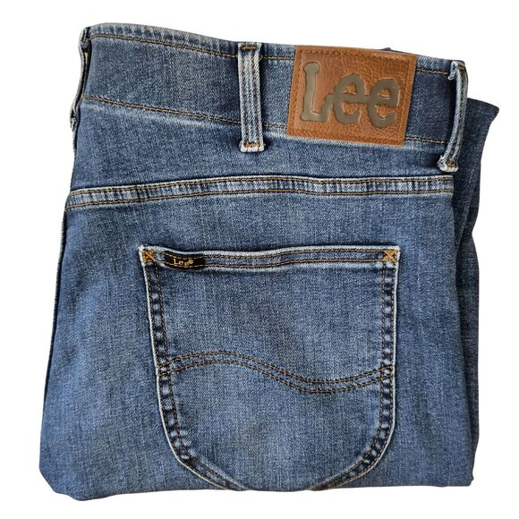 Lee Extreme Motion MVP Slim Taper Jeans Men’s 38x32 Blue Stretch Denim - Picture 3 of 5